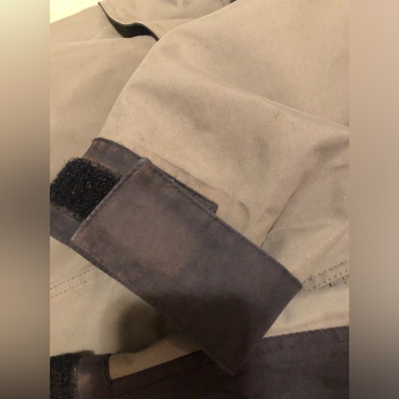 Viking Tempest Waterproof Windproof Rain Jacket Women’s Size Small - Picture 16 of 16